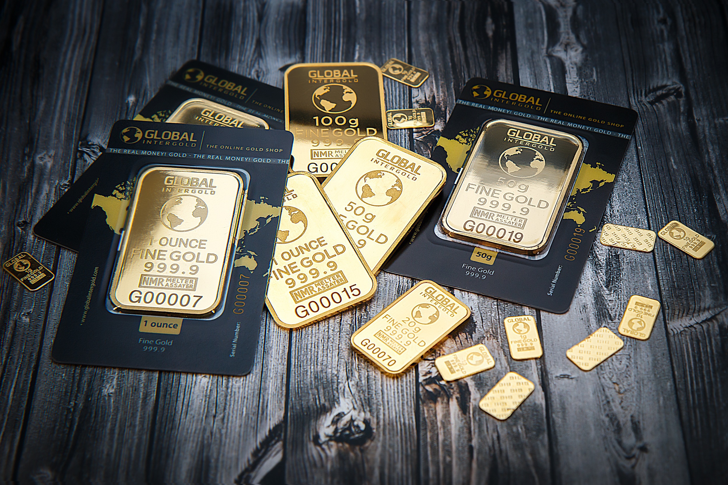 UAXD Gold: Mengenal Trading Emas dan Faktor yang Perlu Diperhatikan